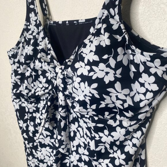 Croft & Barrow Swim Dress Womens 22W Floral Black & White One Piece Plus Size Be - Picture 5 of 11